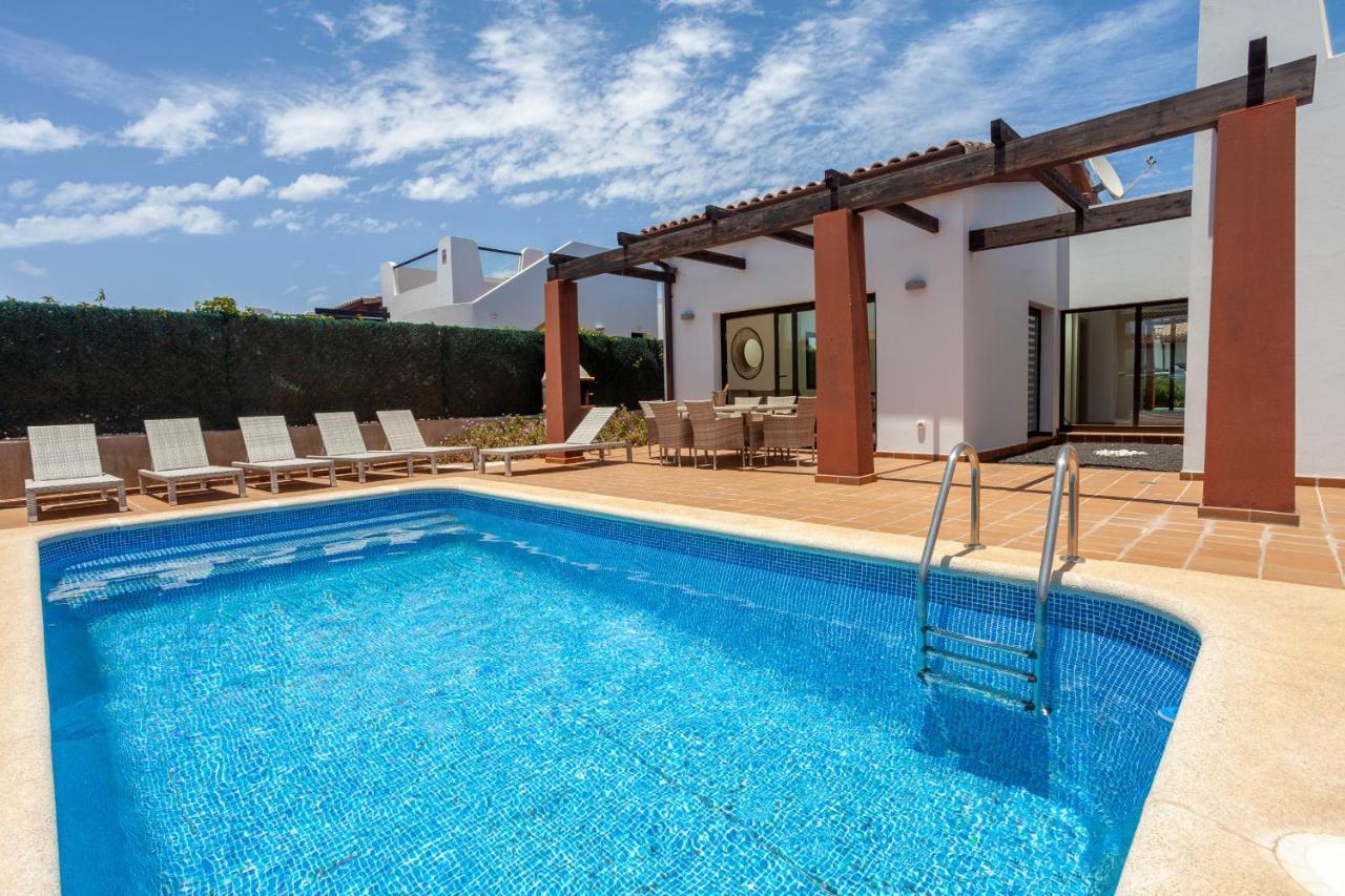Villa Zafiro 13 Golf Private Pool Caleta De Fuste By Holidays Home Екстериор снимка